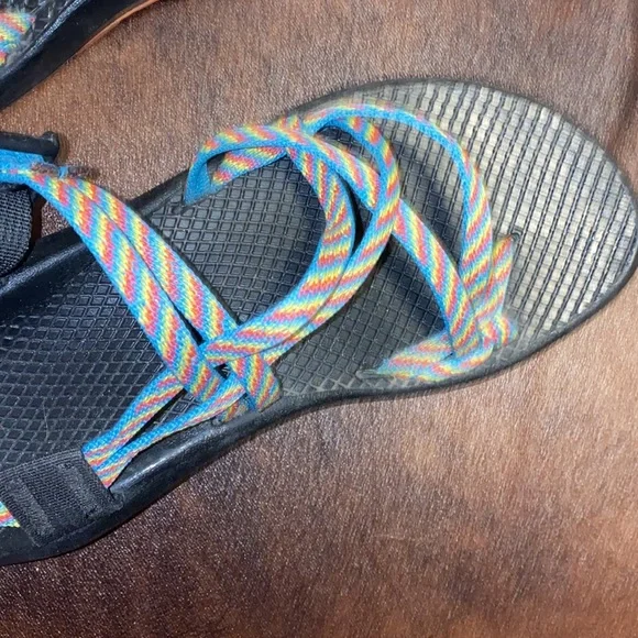 🌙Adorable rainbow Chacos! - Picture 2 of 6
